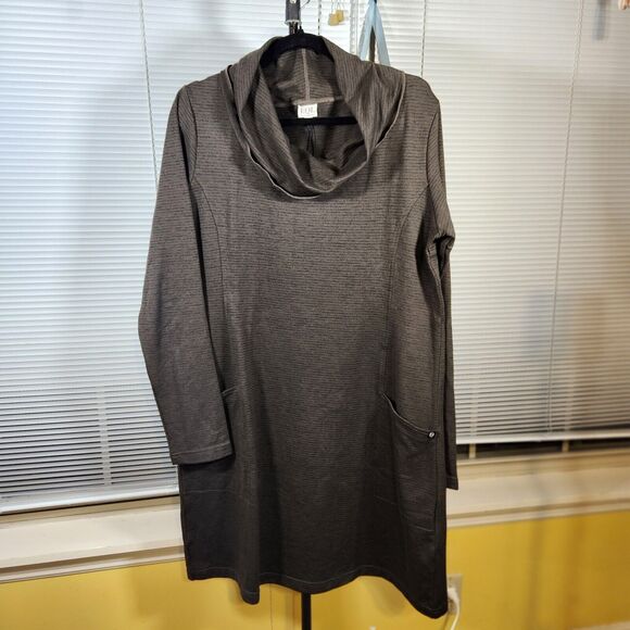 EQL by Kerrits $79 Large Gray Textured Cowl Neck Performance Equestrian - Picture 3 of 11